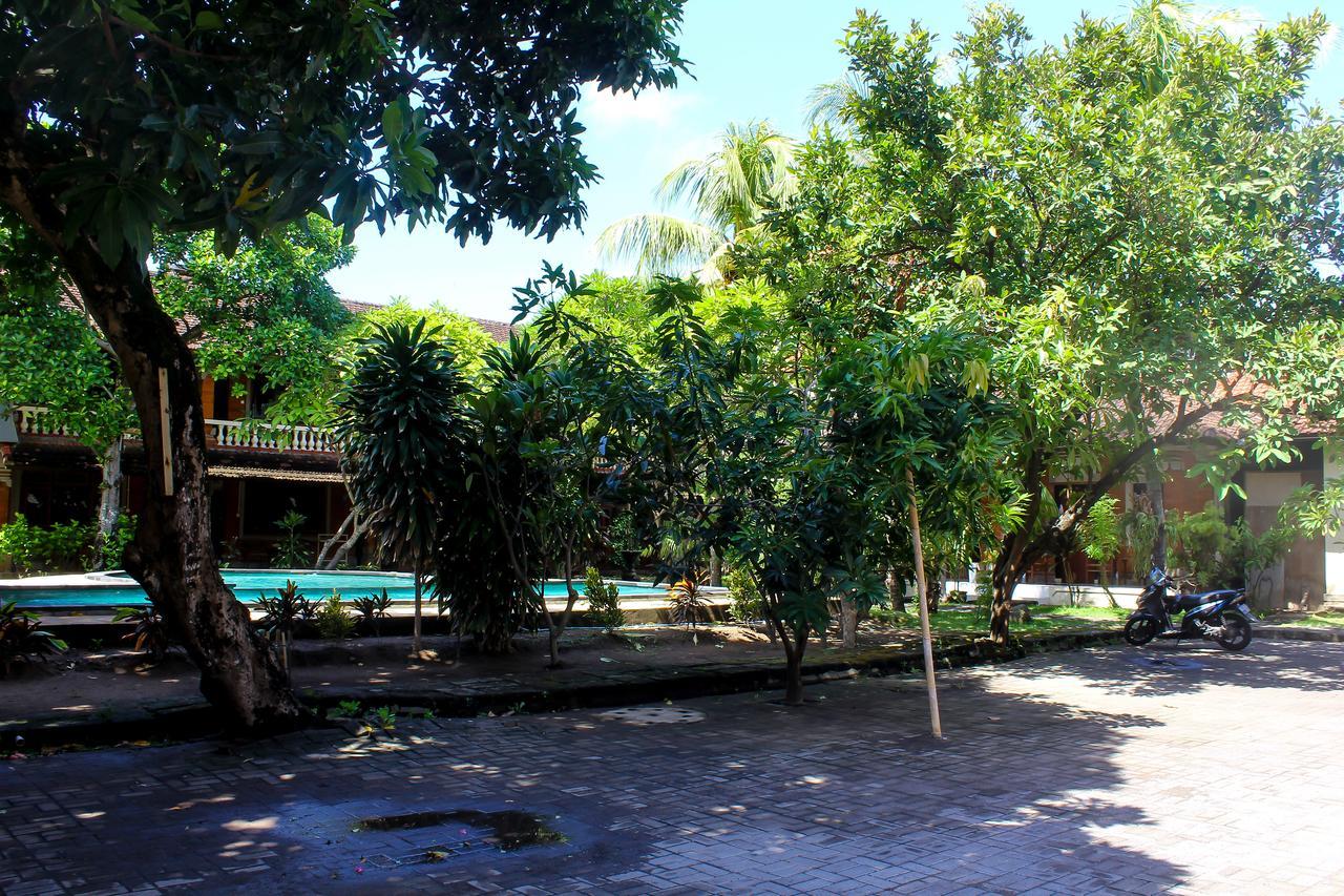 Budhi Beach Inn Kuta Lombok Εξωτερικό φωτογραφία
