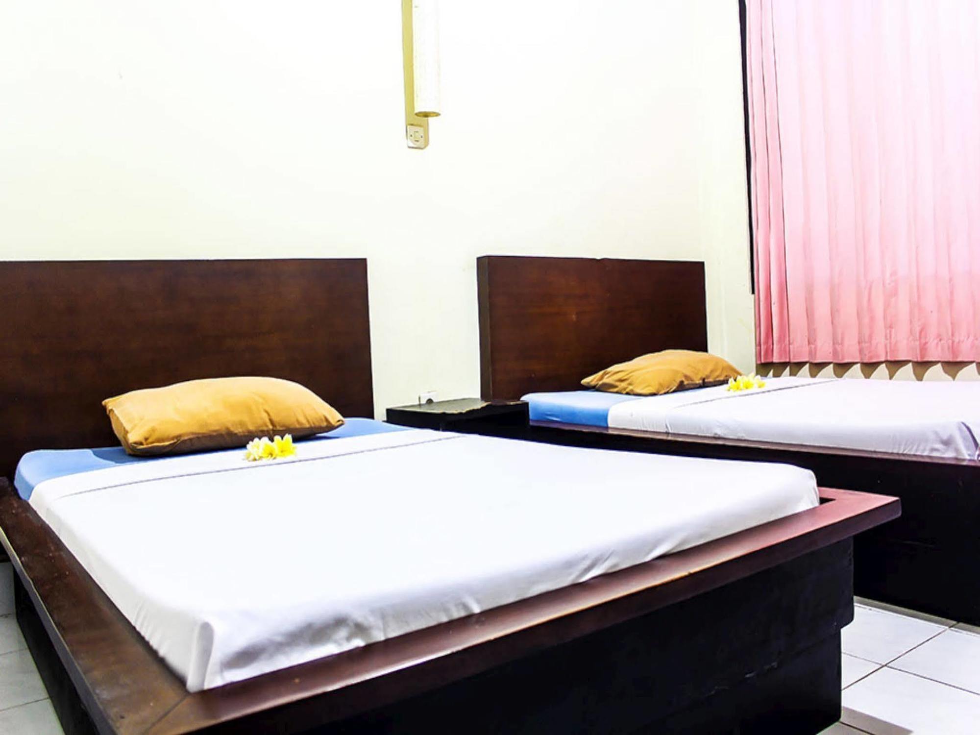 Budhi Beach Inn Kuta Lombok Εξωτερικό φωτογραφία