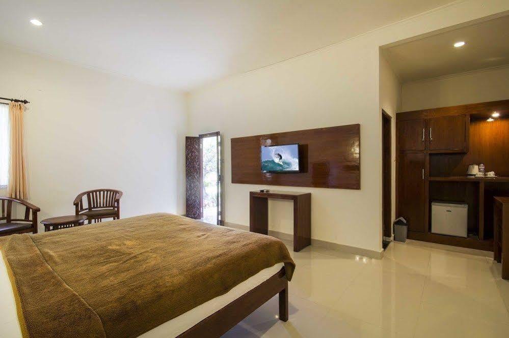 Budhi Beach Inn Kuta Lombok Εξωτερικό φωτογραφία